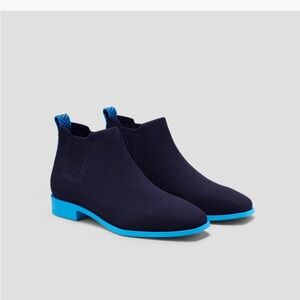 NWOB Women’s Vivaia Ryan Pro Slip On Square Toe Ankle Boots Blue Sz 38 / 8 $179